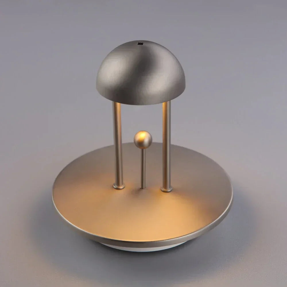 LightAura | Gestus-kontrollierte Tischlampe2