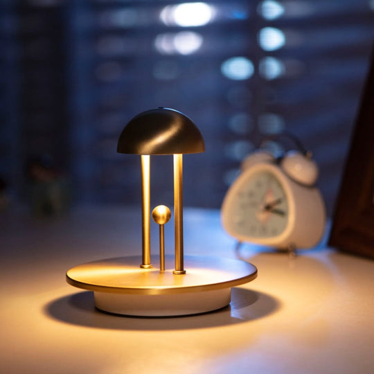 LightAura | Gestus-kontrollierte Tischlampe3