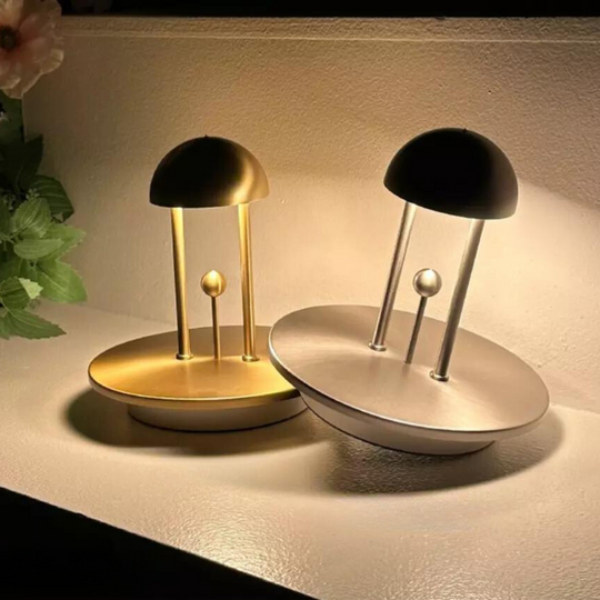 LightAura | Gestus-kontrollierte Tischlampe4