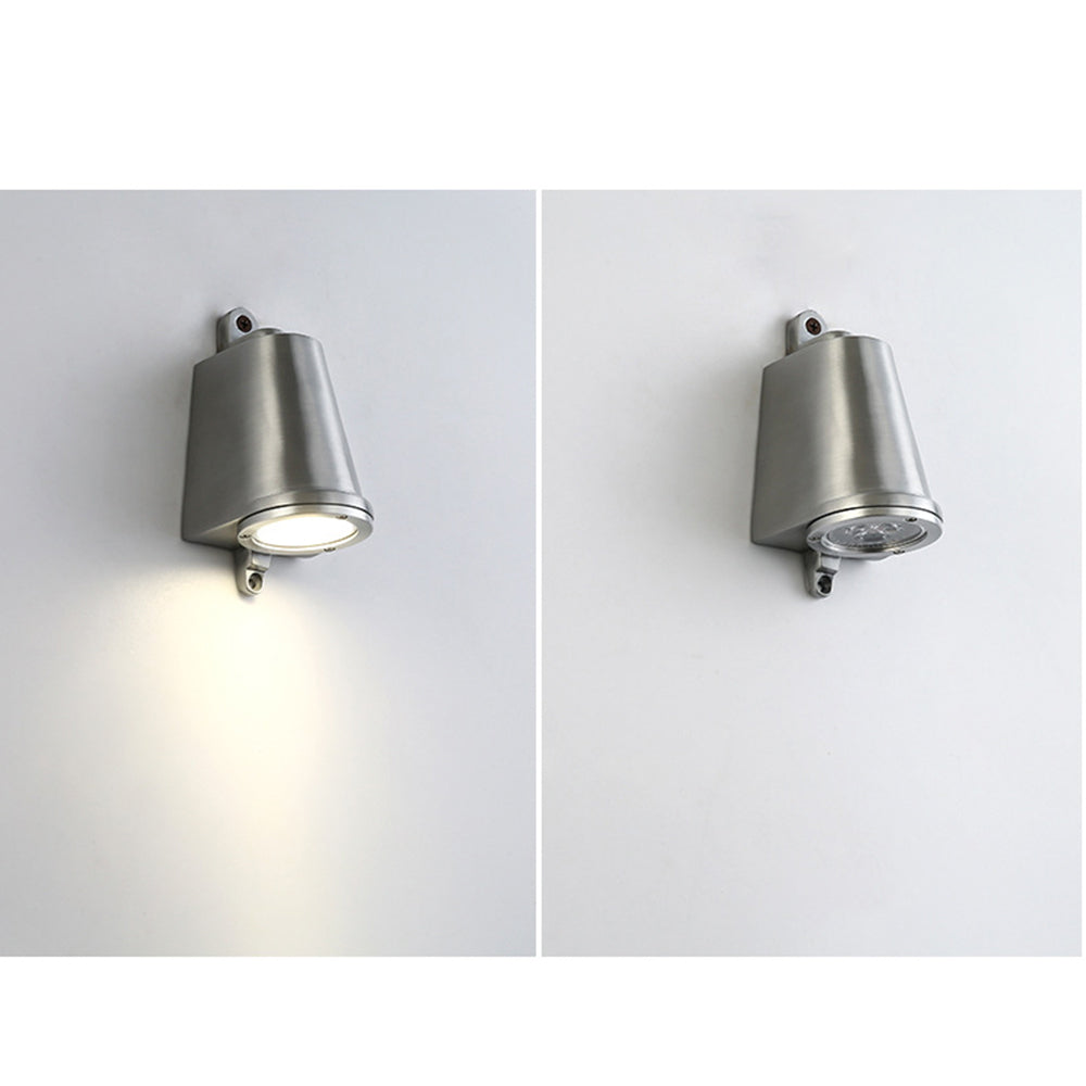 LunaSteel | Stilvolle Metallische Wandleuchte16