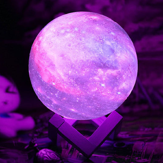 LunarGlow | Galaxy Projektionslampe mit Holzsockel