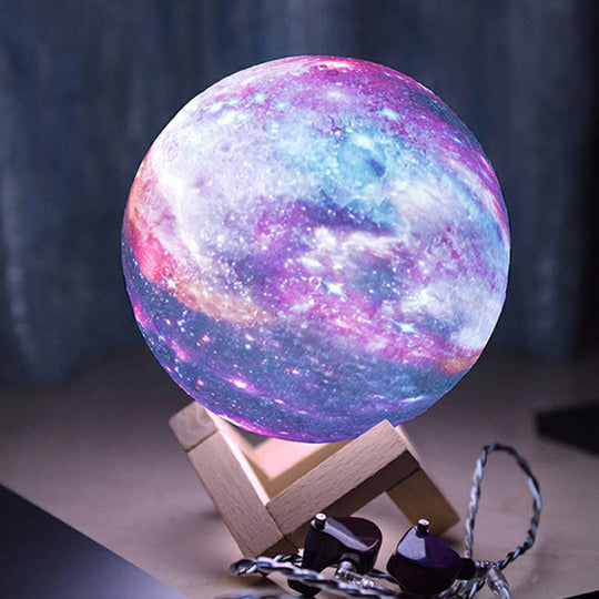 LunarGlow | Galaxy Projektionslampe mit Holzsockel
