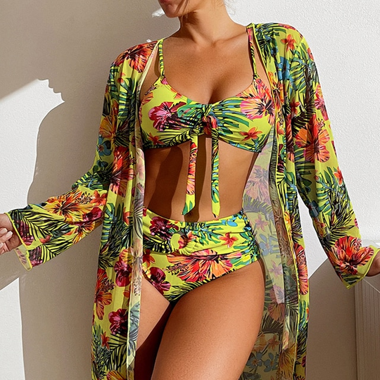 LuxeBikini | Elegantes Dreiteiliges Bikini-Set5