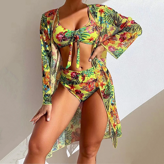 LuxeBikini | Elegantes Dreiteiliges Bikini-Set6