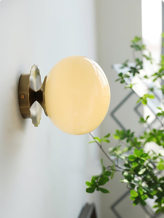 GlowMallow | Wandleuchte – Stilvolle Kugel mit Sanfter Ausstrahlung