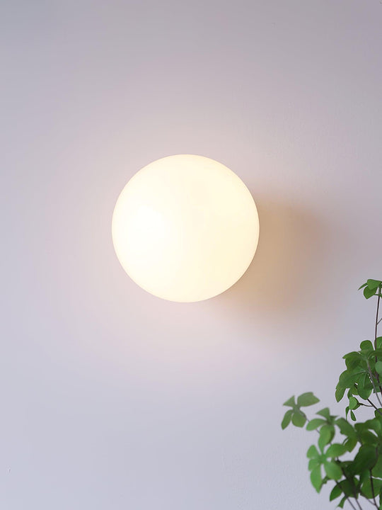 GlowMallow | Wandleuchte – Stilvolle Kugel mit Sanfter Ausstrahlung