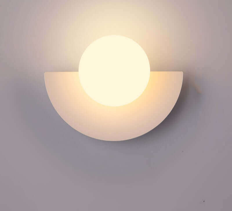 MoonBeam | Moderne Halbmond-Wandleuchte1