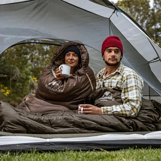 FrostWrap | Ultraleichter Outdoor-Schlafsack für kalte Nächte