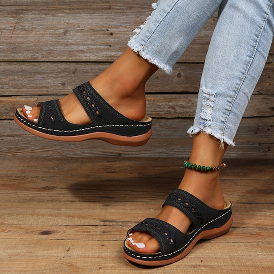 Pamela | Orthopädische Sandalen1