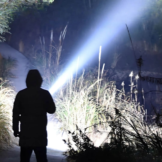 PowerTorch | Die Ultimative LED-Taschenlampe für jedes Abenteuer