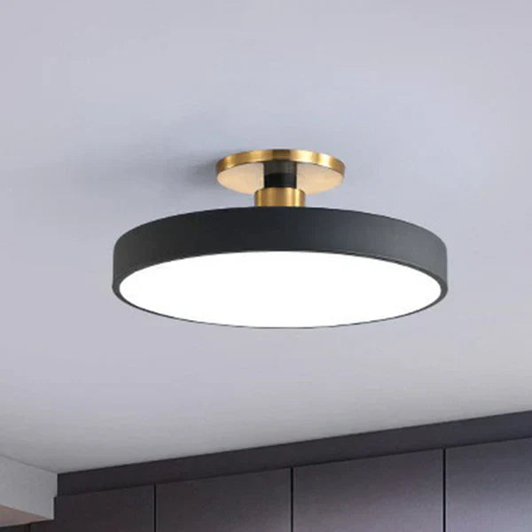 HaloNordic | Deckenleuchte – Moderne Eleganz mit Halbspiralstruktur