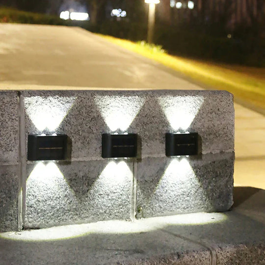 SolarFlare | Solarbetriebene Außenwandleuchte
