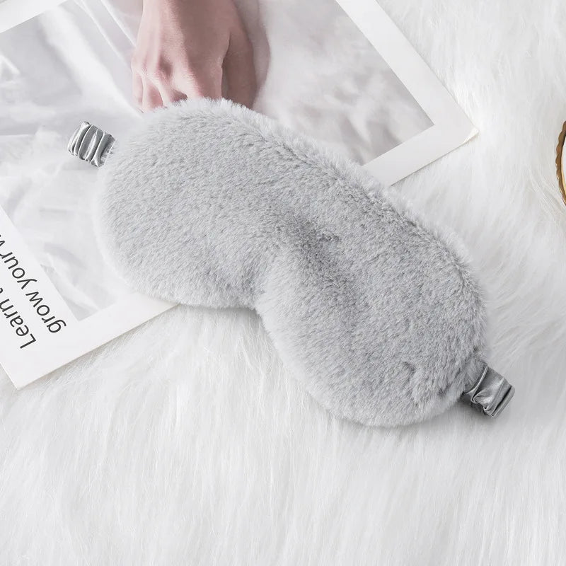 DreamComfort | Flauschiger Schlafmaske
