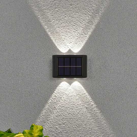 SolarFlare | Solarbetriebene Außenwandleuchte