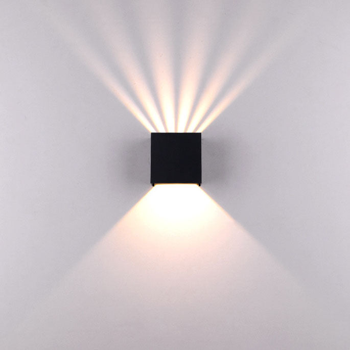 GlowSquare | Stilvolle LED-Wandleuchte für Garten & Zaun