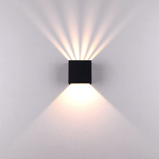 GlowSquare | Stilvolle LED-Wandleuchte für Garten & Zaun