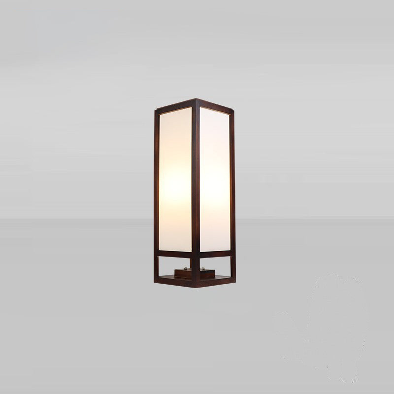 HanLume | Holz-Stehlampe mit klassischem Pergamentschirm