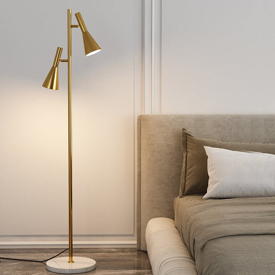 DuoHorn | Nordic Minimalist Horn Shade Rotierbare 2-Lampen Stehlampe