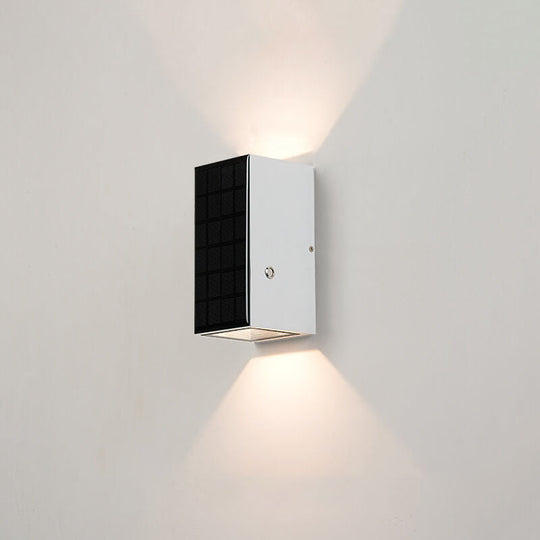 SolarEdge | Rechteckige Solarleuchte für Außenwände