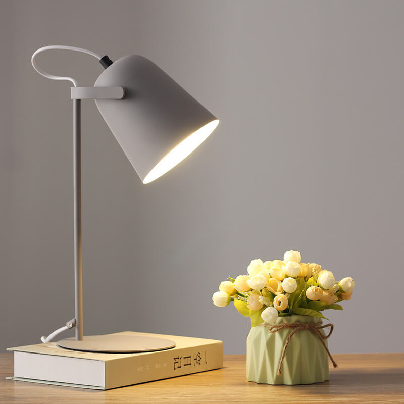 ColorBeam | Nordische Macaron-Farbe, kreatives Eisen-Eimer-Design, 1-flammige Tischlampe
