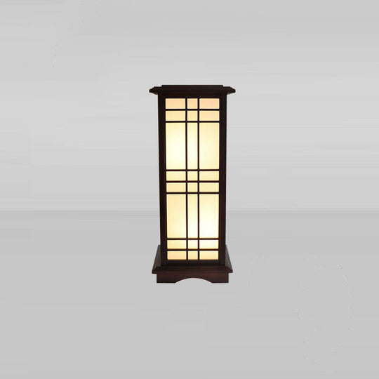 HanLume | Holz-Stehlampe mit klassischem Pergamentschirm