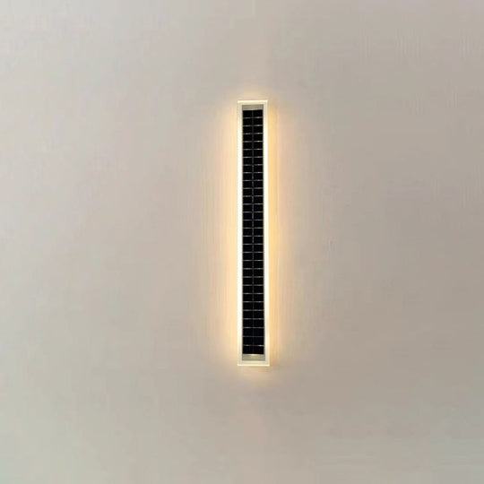 StripGlow | Moderne Solar-Wandleuchte mit LED-Licht