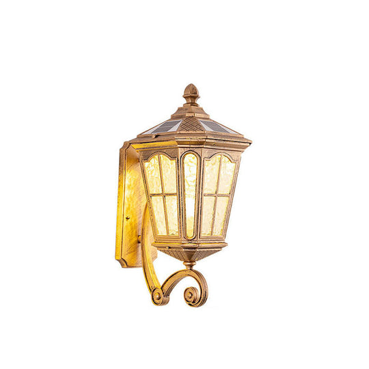 SolarVerve | Antike Wandlampe mit Solartechnologie
