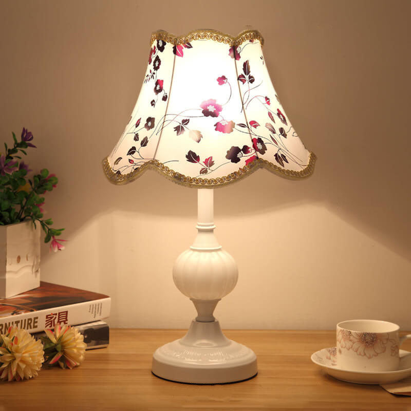 LumiFleur | Nordische Vintage Blumen Glas Stoff 1-Licht Tischlampe