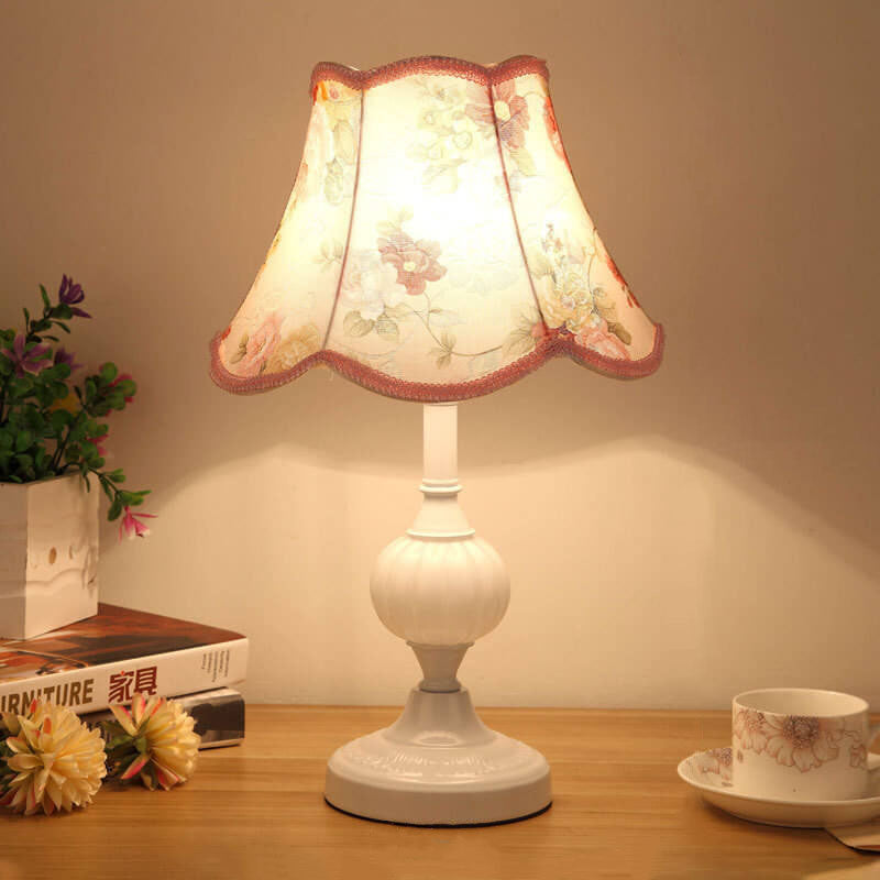 LumiFleur | Nordische Vintage Blumen Glas Stoff 1-Licht Tischlampe