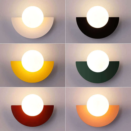 MoonBeam | Moderne Halbmond-Wandleuchte