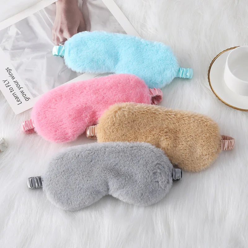 DreamComfort | Flauschiger Schlafmaske