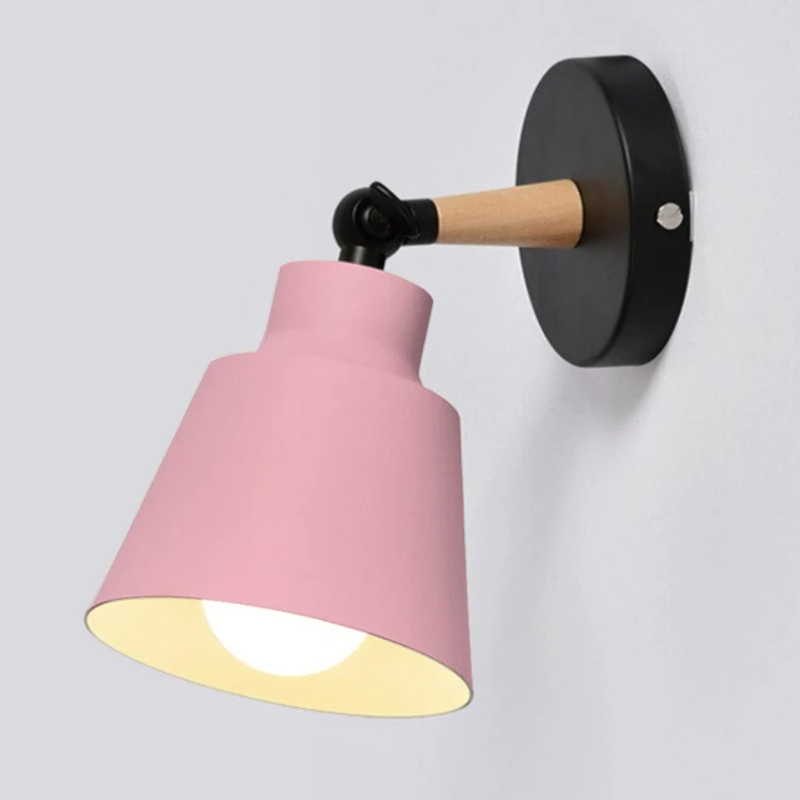 EmberWood | Wandleuchte – Modernes Design mit natürlicher Holzstruktur