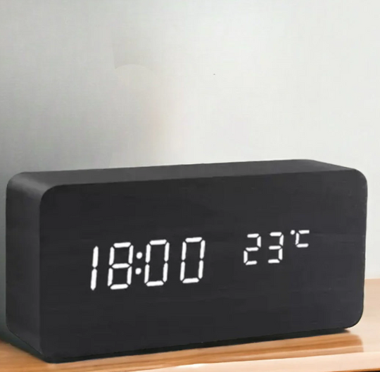 TimberLite | Minimalistische LED-Holzuhr mit Stil