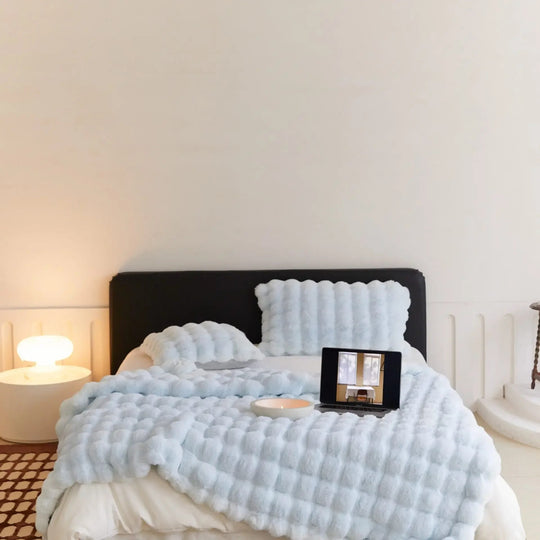 SnugFleece | Flauschige Premium-Kuscheldecke11