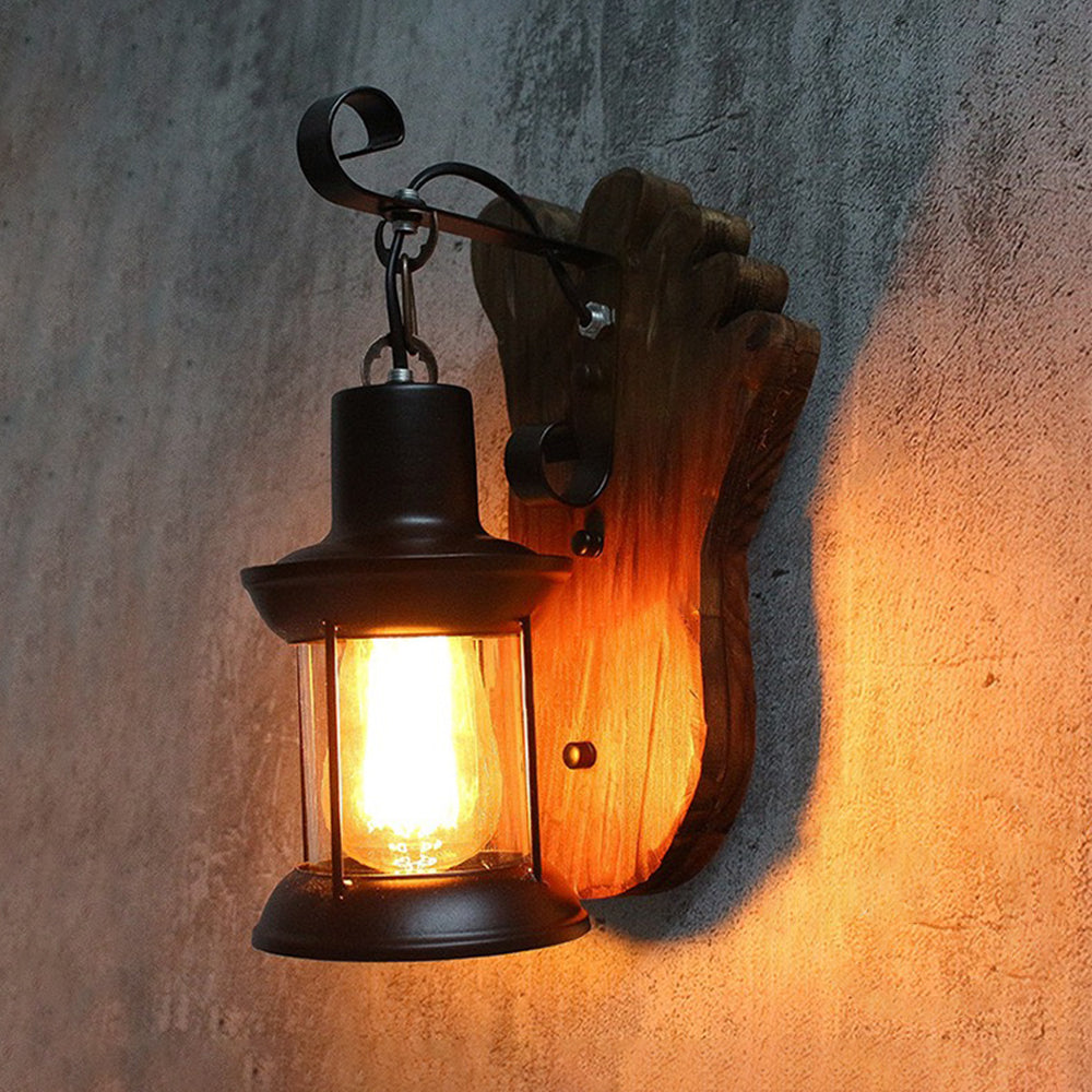TimberTorch | Rustikale Holz-Wandleuchte2