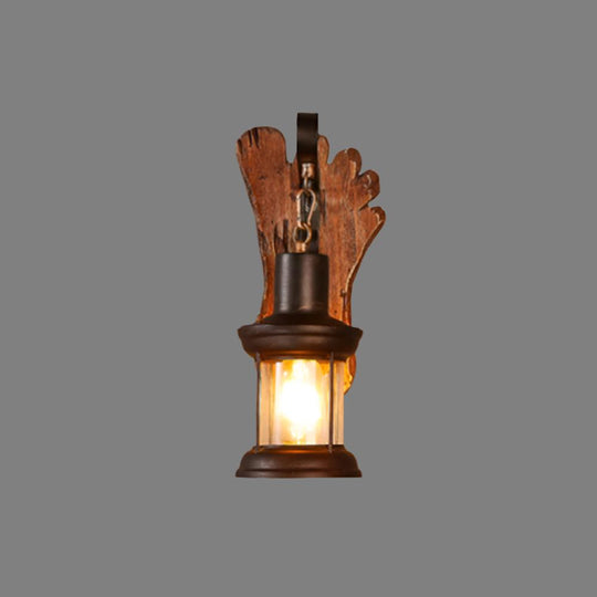 TimberTorch | Rustikale Holz-Wandleuchte3