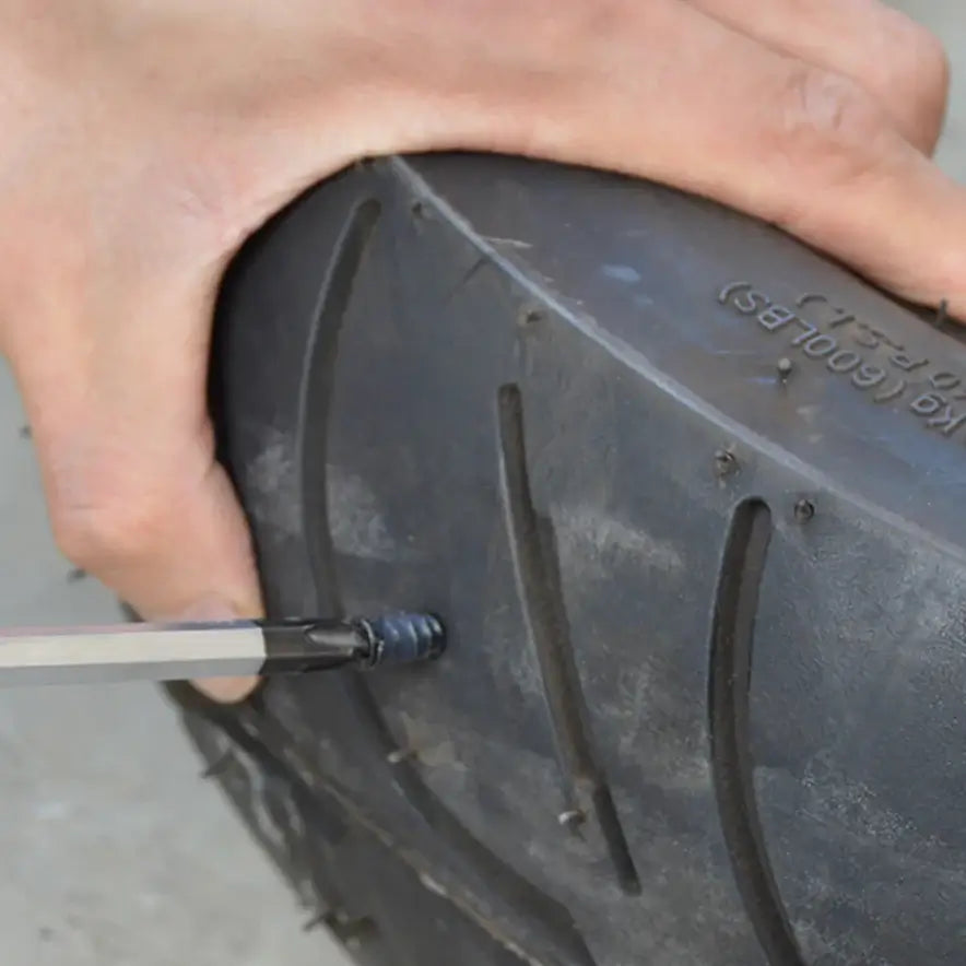 TyreSaver | Effizientes Reifenreparatur-Set4