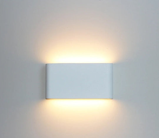 UrbanLight | Minimalistische & Wasserdichte Außenwandleuchte4