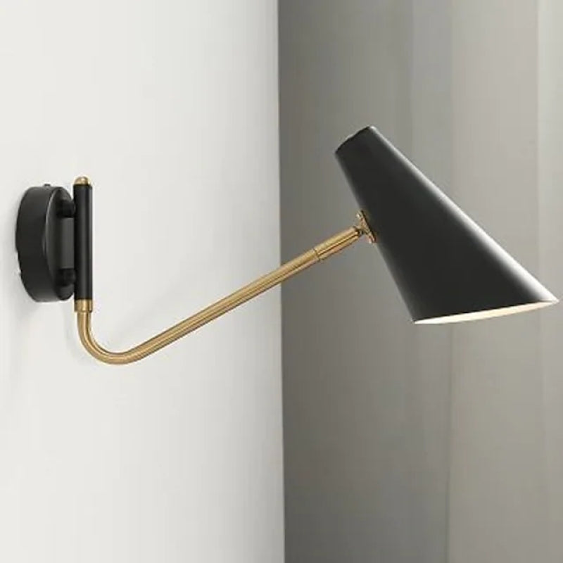 UrbanRadiance | Premium Wandleuchte aus Eisen2