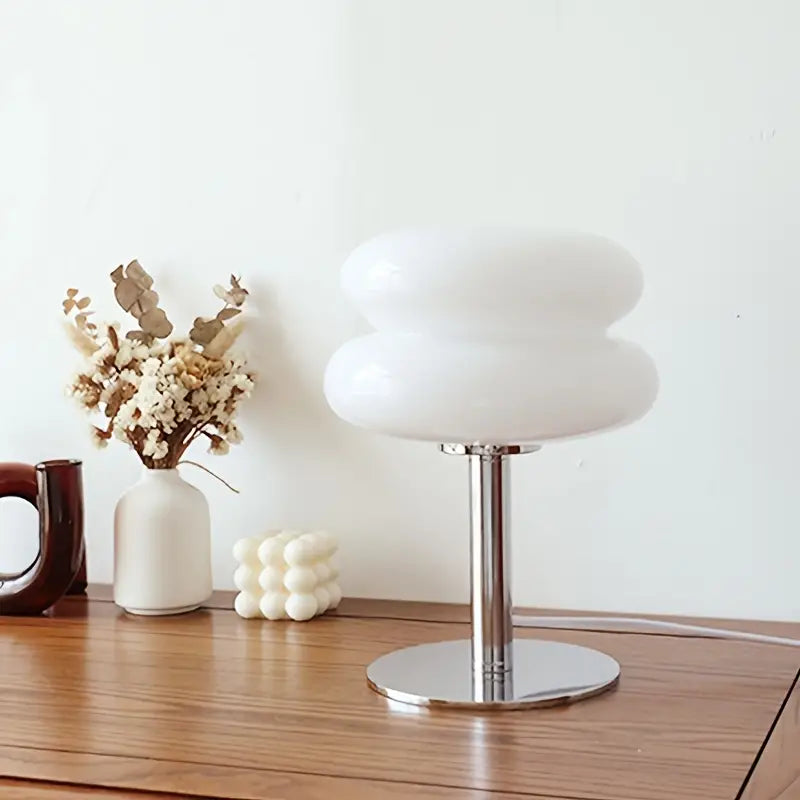 VerdaGlow | Moderne & Elegante Glas-Tischlampe2