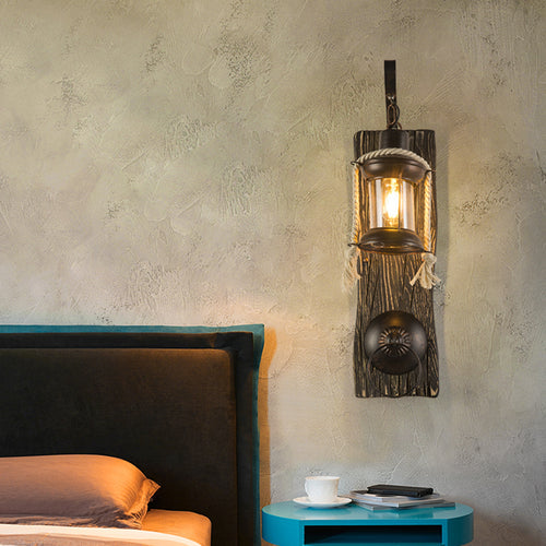 WoodlandFlame | Antike Holz Wandleuchte1