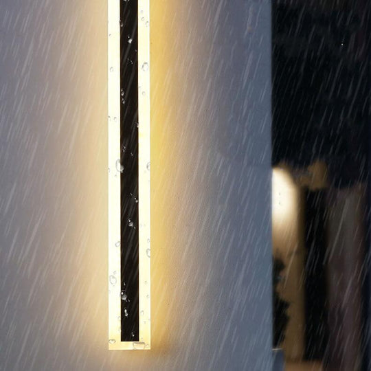 AquaBar | Wasserdichte LED-Außenwandleuchte in Balkenform Decorique.de