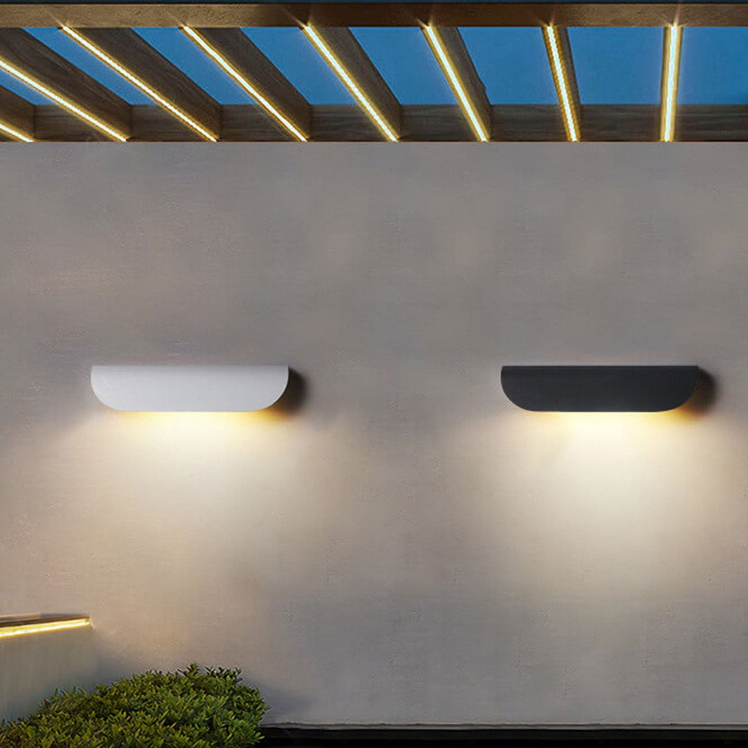 AquaBend | Wetterfeste, geschwungene LED-Außenlampe Decorique.de