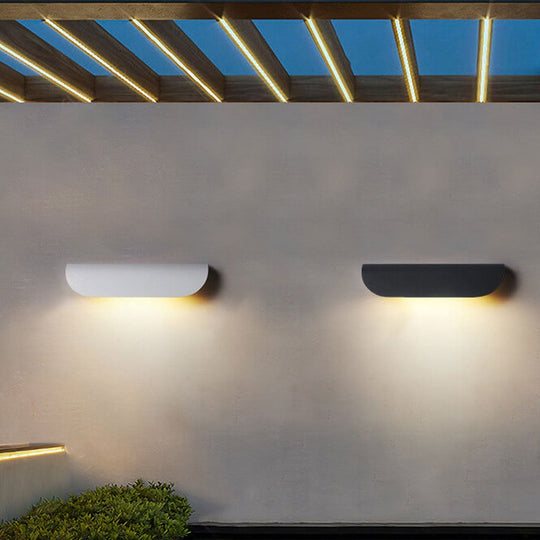 AquaBend | Wetterfeste, geschwungene LED-Außenlampe Decorique.de