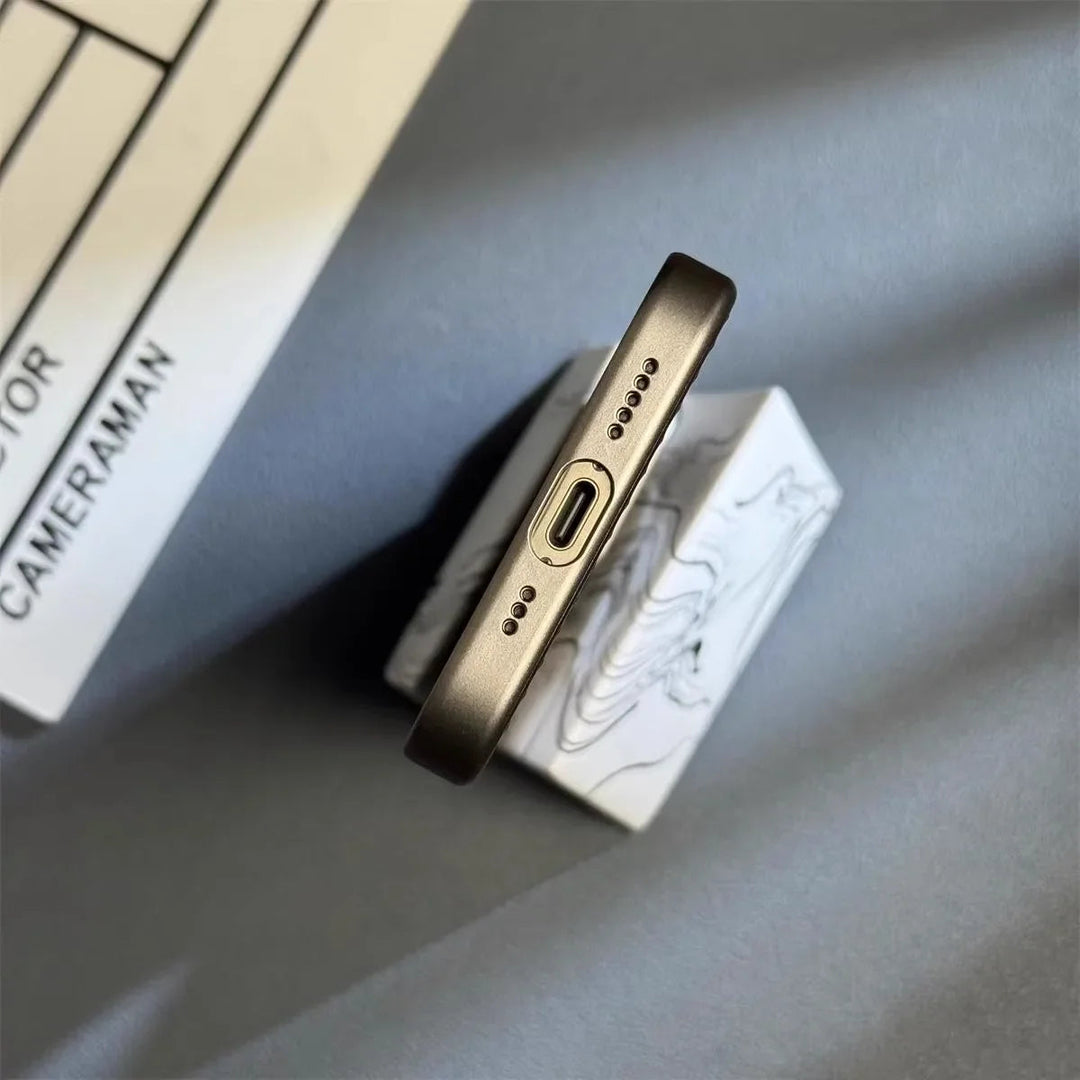 ArmorShell | Ultradünne und Stoßfeste iPhone-Hülle Decorique.de