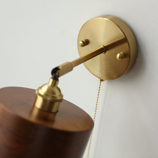 AuroraWood | Kuppelformige Wandleuchte im Scandi-Stil Decorique.de