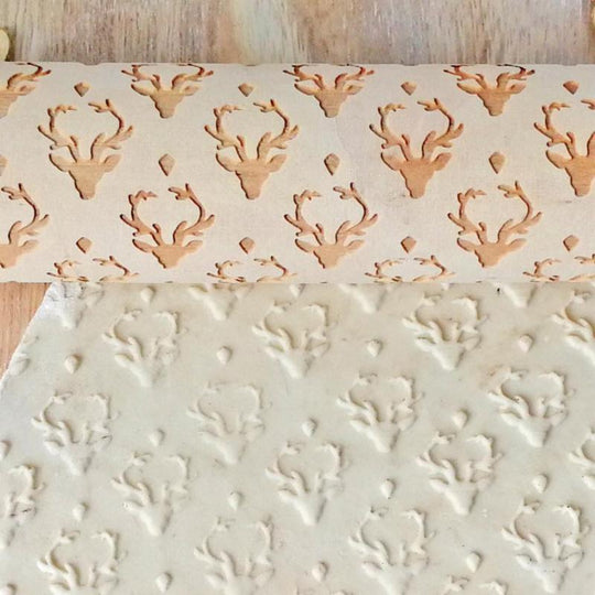 BakeRoll | Handgefertigte Teigrolle mit Weihnachtsgravuren Decorique.de