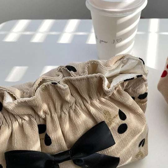 BlissBag | Elegant Corduroy Pouch Decorique.de