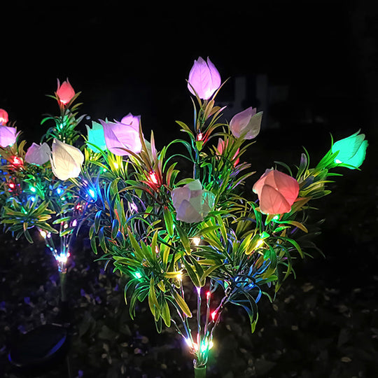 BloomRay | Solar Gartenlicht in Gardenienform Decorique.de