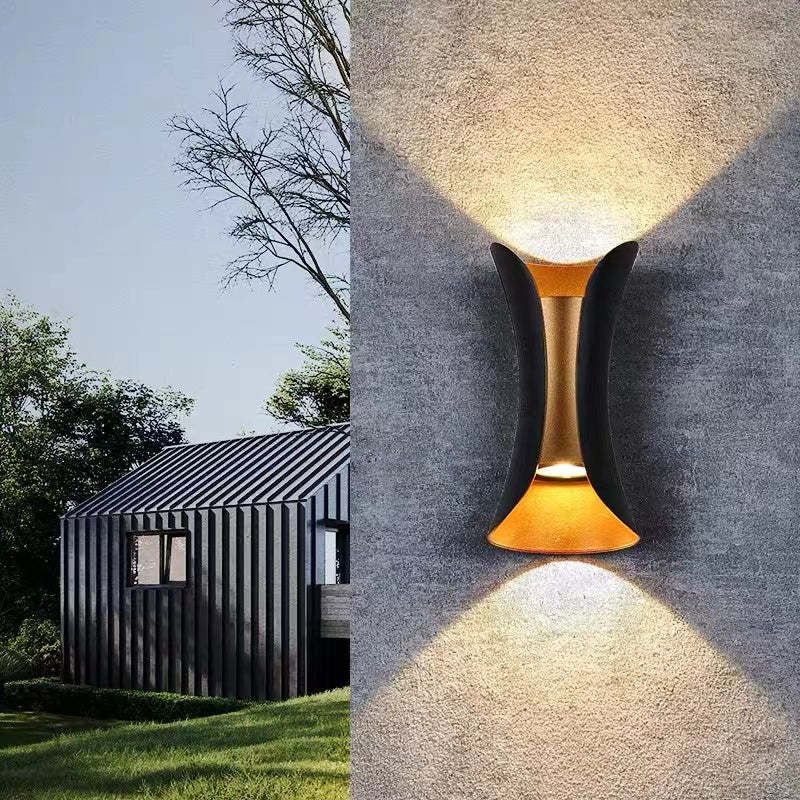 BrightBliss | Modernistische LED-Wandleuchte Schwarz und Gold Warmweiß Decorique.de